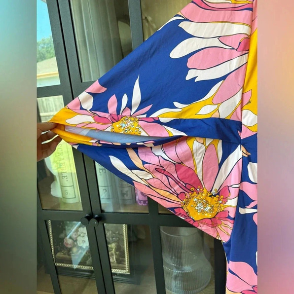 Trina Turk Breeze Tunic Dress Swimsuit Cover Up Swimwear NWT Medium long sleeve - Picture 4 of 8